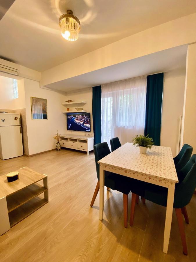 Apartment Andrea Baška Voda Εξωτερικό φωτογραφία